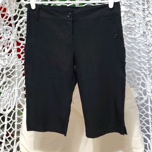 A.Byer women's Bermuda short sz.7